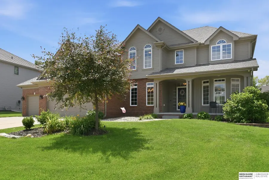 16163 Pinkney Street, Omaha, NE 68116 - #2