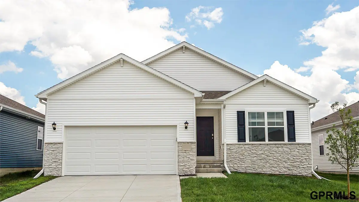 11607 S 56th Street, Bellevue, NE 68133 - #1