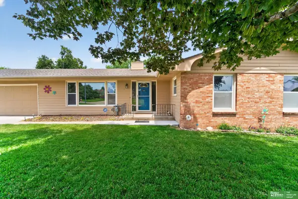 10320 Hilltop Road, Omaha, NE 68134