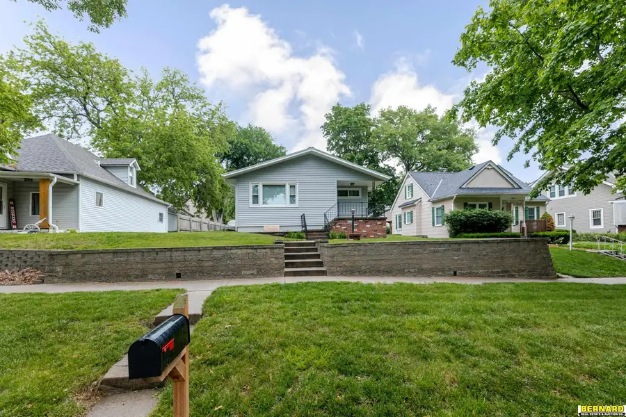 1812 Central Avenue, Nebraska City, NE 68410 - #3