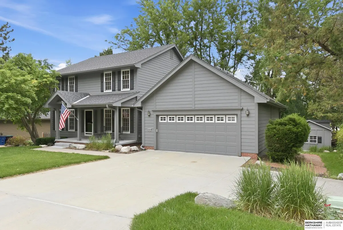 10552 Forrest Drive, Omaha, NE 68124 - #1