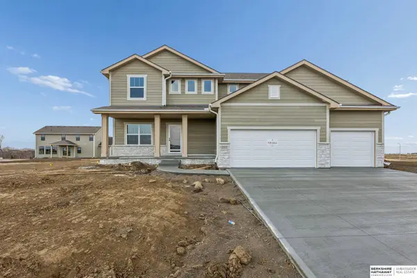 20819 Nebraska Avenue, Elkhorn, NE 68022