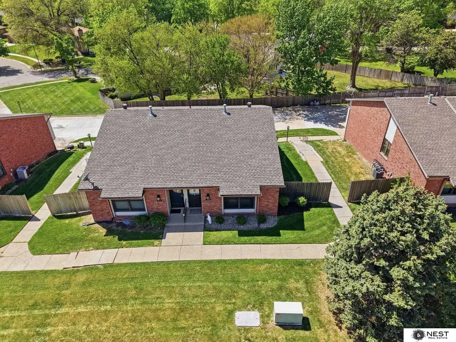 920 Carriage Way #12, Lincoln, NE 68510 - #3