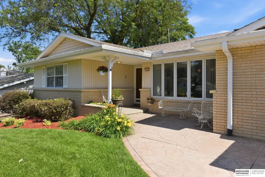 11032 Hilltop Avenue, Omaha, NE 68164 - #3