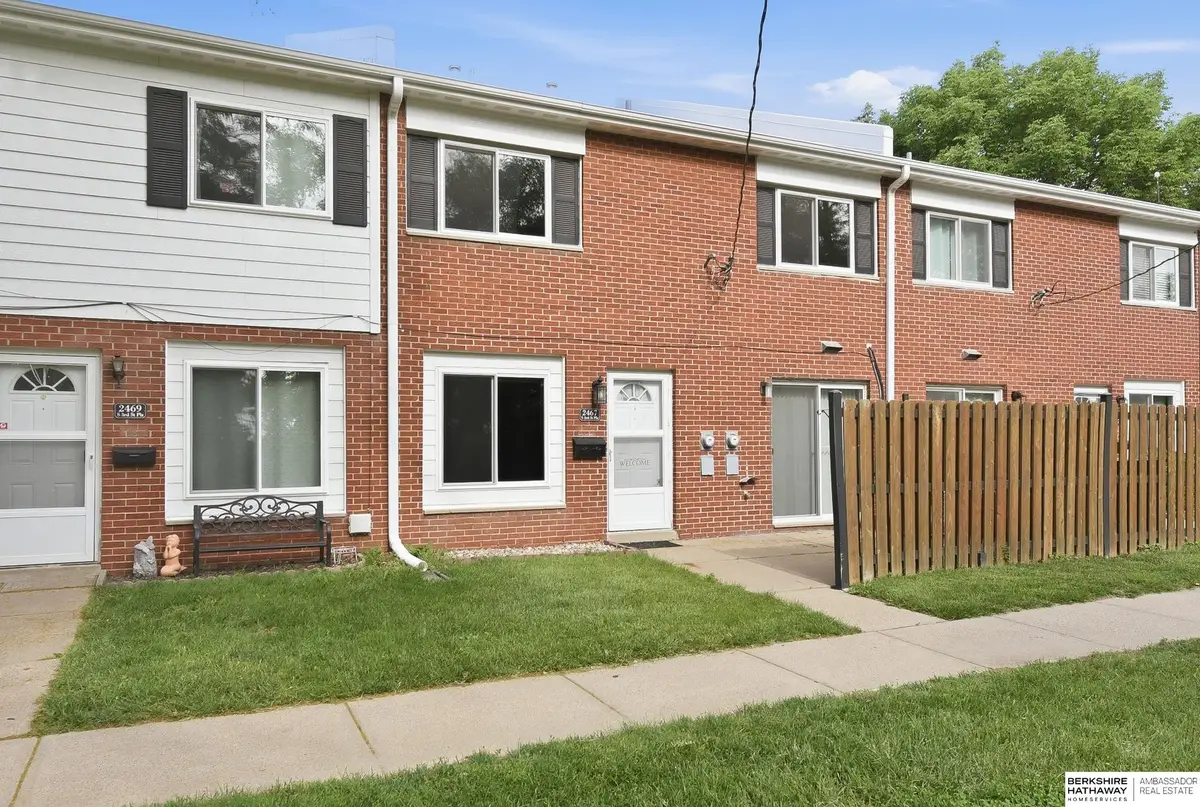 2467 S 3rd Street Plaza, Omaha, NE 68108 - #1