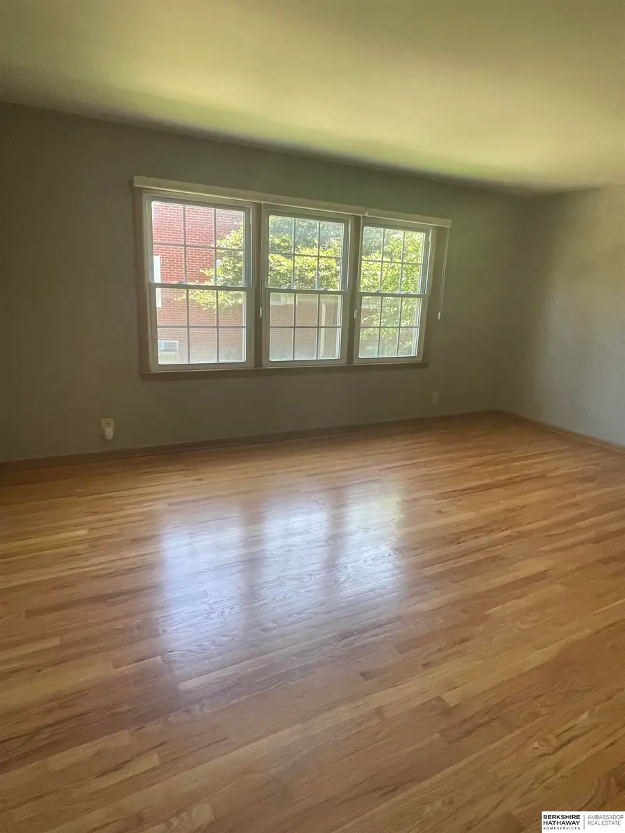 9105 Arbor Street #3, Omaha, NE 68124 - #2