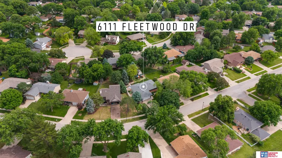 6111 Fleetwood Drive, Lincoln, NE 68516 - #2