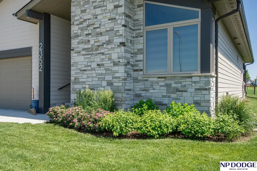 2352 Landing Lane, Blair, NE 68008 - #3