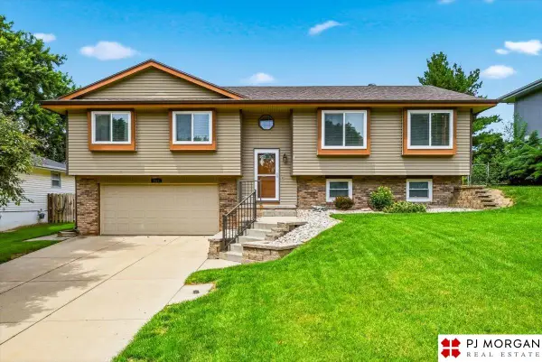 2312 Willow Circle, Bellevue, NE 68123
