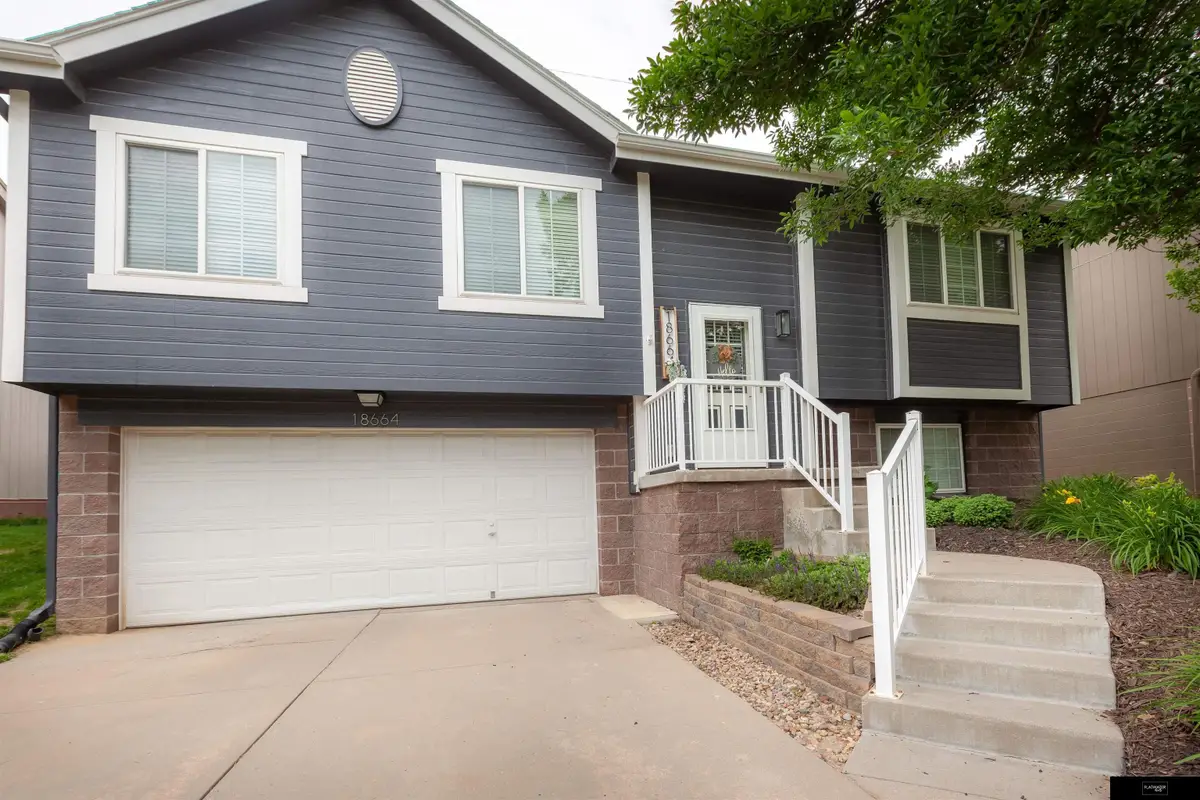 18664 R Street, Omaha, NE 68135 - #1