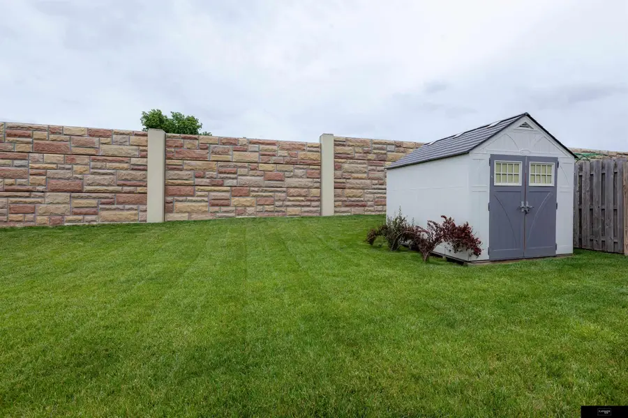 18664 R Street, Omaha, NE 68135 - #2