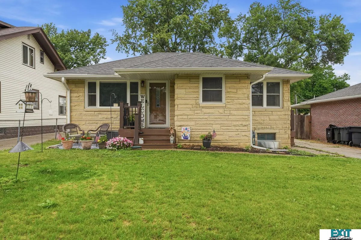3319 Touzalin Avenue Circle, Lincoln, NE 68507 - #1