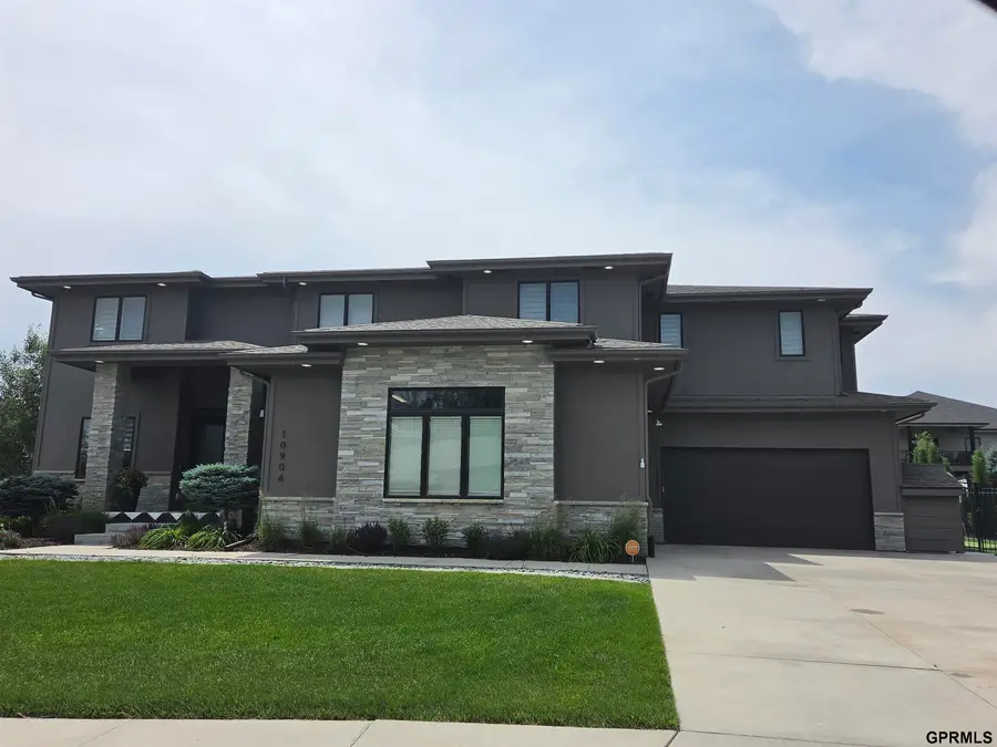 10906 S 175 Street, Omaha, NE 68136 - #2