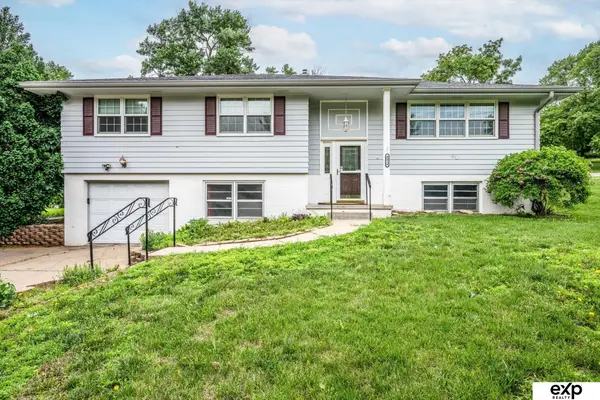 4016 Clifton Drive, Omaha, NE 68134