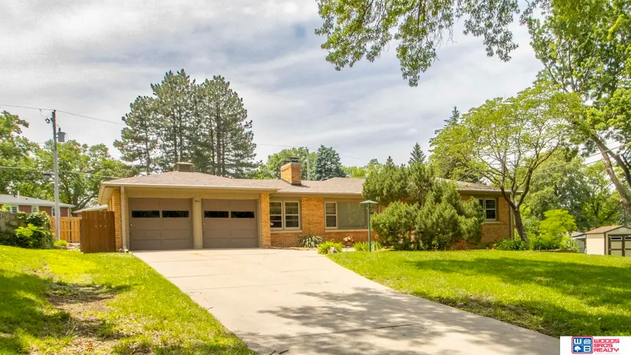 4611 Bryson Street, Lincoln, NE 68510 - #2