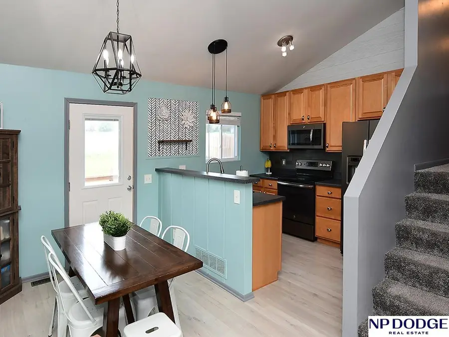 15306 Mormon Street, Bennington, NE 68007 - #3