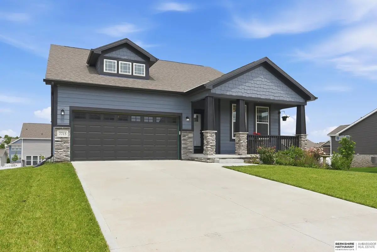 7715 S 184th Avenue, Omaha, NE 68136 - #1