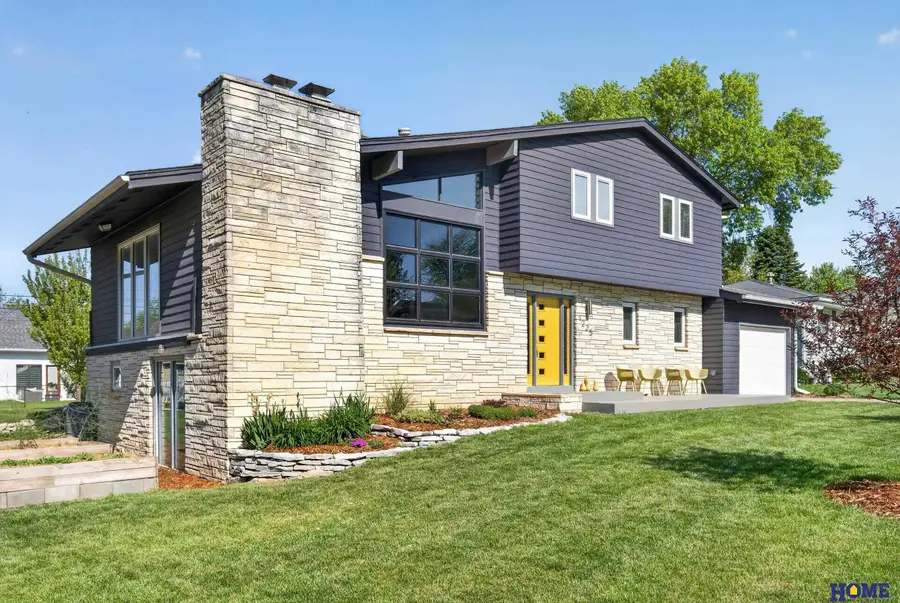 1225 N Birch Street, Wahoo, NE 68066 - #3