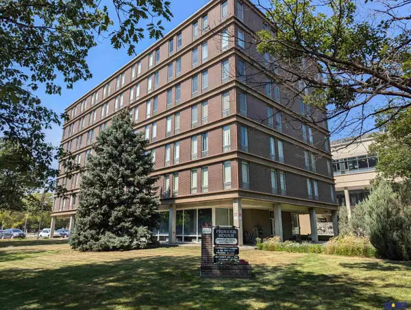 1130 H Street #201, Lincoln, NE 68508