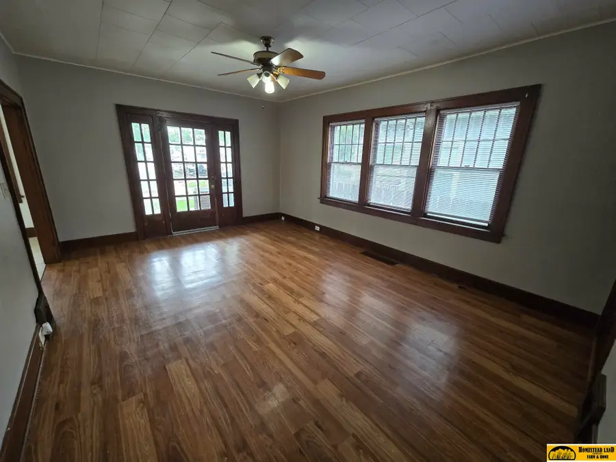613 N 12th Street, Beatrice, NE 68310 - #3