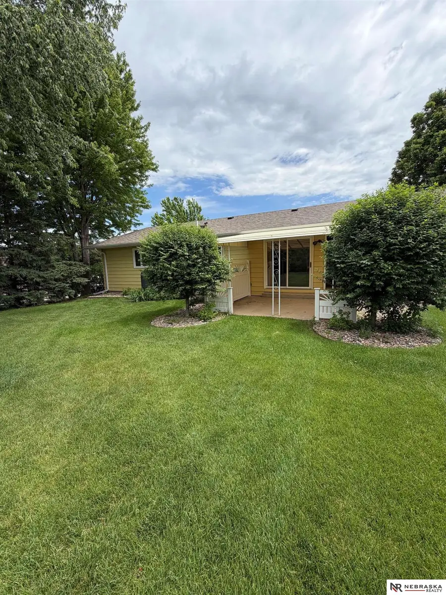 102 W Ken Miller Circle, Hartington, NE 68739 - #2