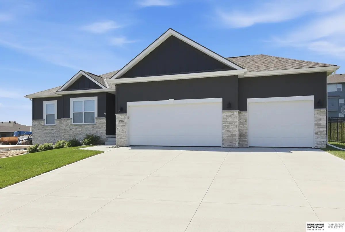 17005 Daniel Street, Bennington, NE 68007 - #1