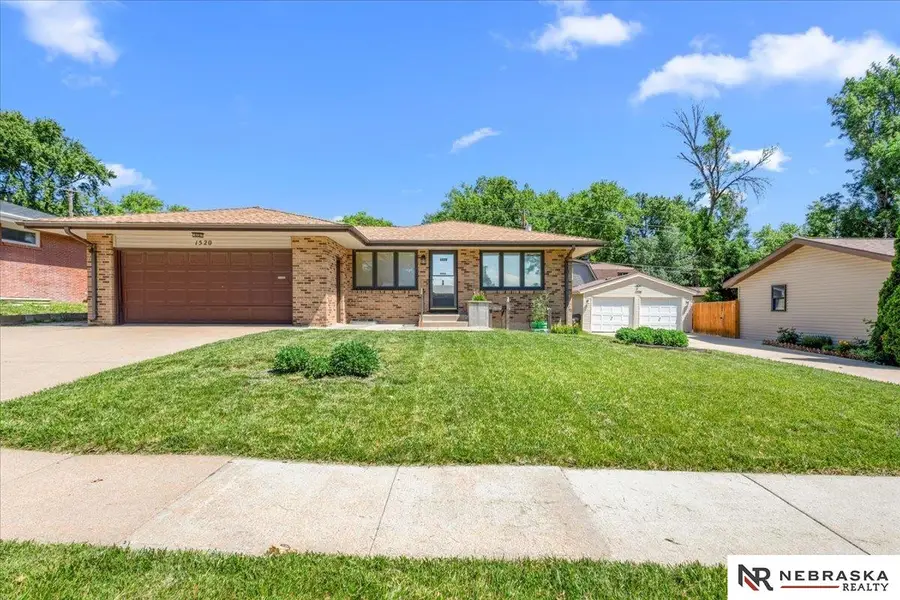 1520 Fairfield Street, Lincoln, NE 68521 - #2