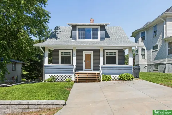 1226 N 34 Street, Omaha, NE 68131