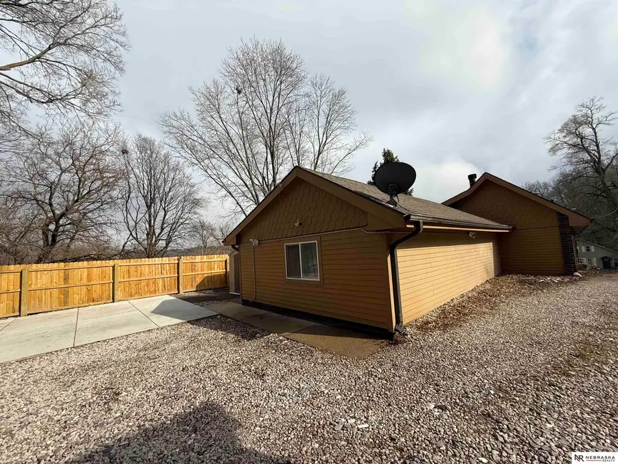 124 Hunter Avenue, Council Bluffs, IA 51503 - #3