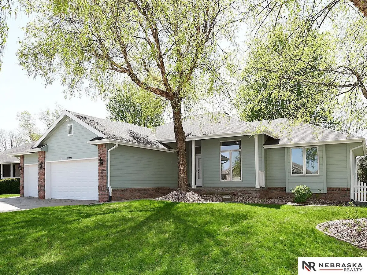 20911 Hampton Circle, Gretna, NE 68028 - #1