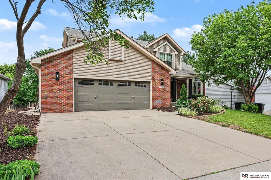 7700 Ali Drive, Lincoln, NE 68507 - #2