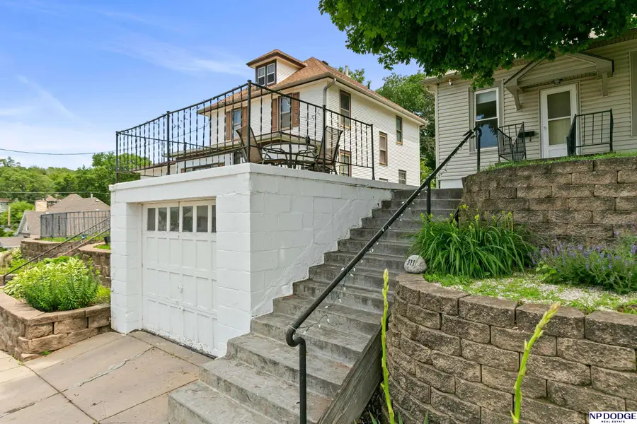 511 Voorhis Street, Council Bluffs, IA 51503 - #2