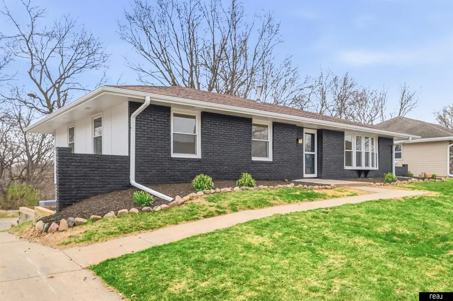205 Wildwood Road, Council Bluffs, IA 51503 - #2