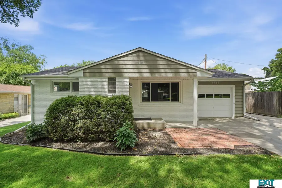 5938 Newton Street, Lincoln, NE 68506 - #2