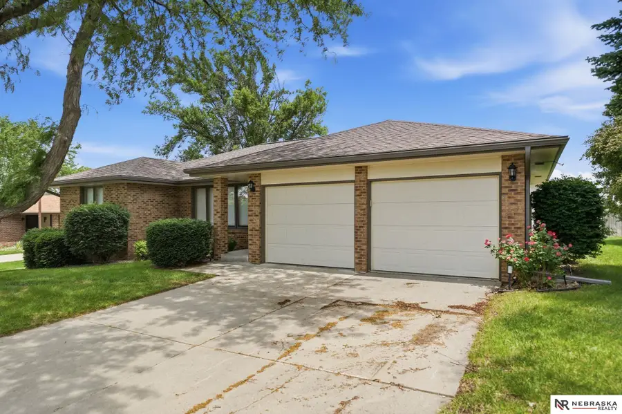 1120 Smoky Hill Road, Lincoln, NE 68520 - #3