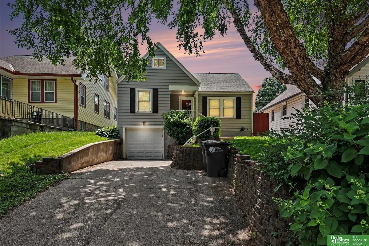 5011 Charles Street, Omaha, NE 68132 - #1