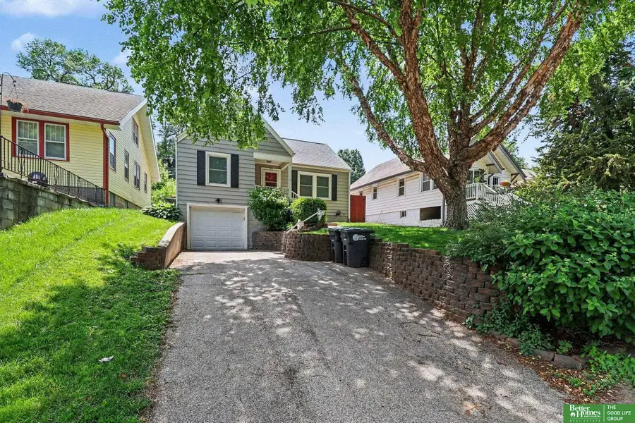 5011 Charles Street, Omaha, NE 68132 - #3