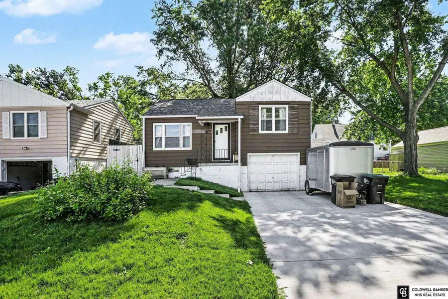2809 N 69 Street, Omaha, NE 68104 - #2