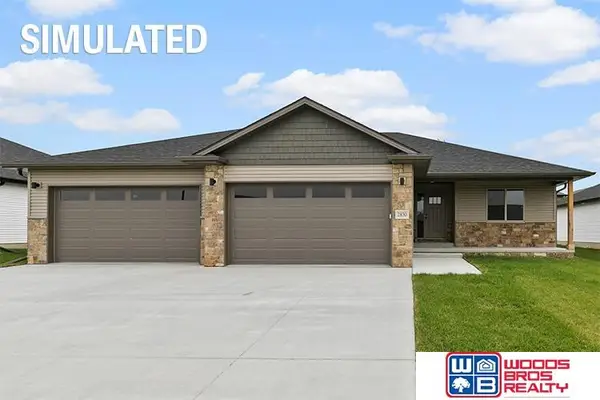 9200 Green Valley Lane, Lincoln, NE 68516