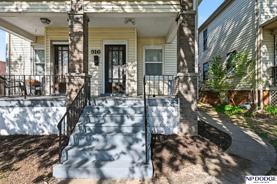 916/918 S 25 Avenue, Omaha, NE 68105 - #3
