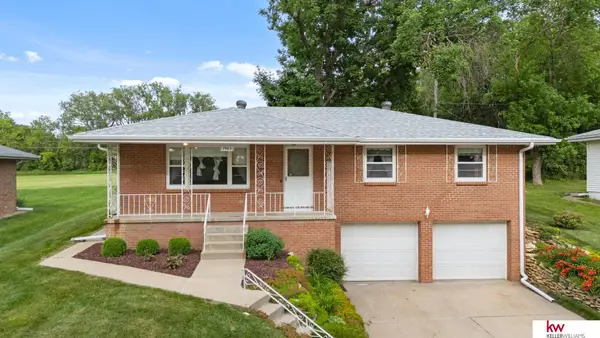 7963 S 45 Avenue, Bellevue, NE 68157