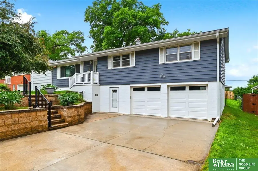 2728 S 48th Avenue, Omaha, NE 68106 - #2