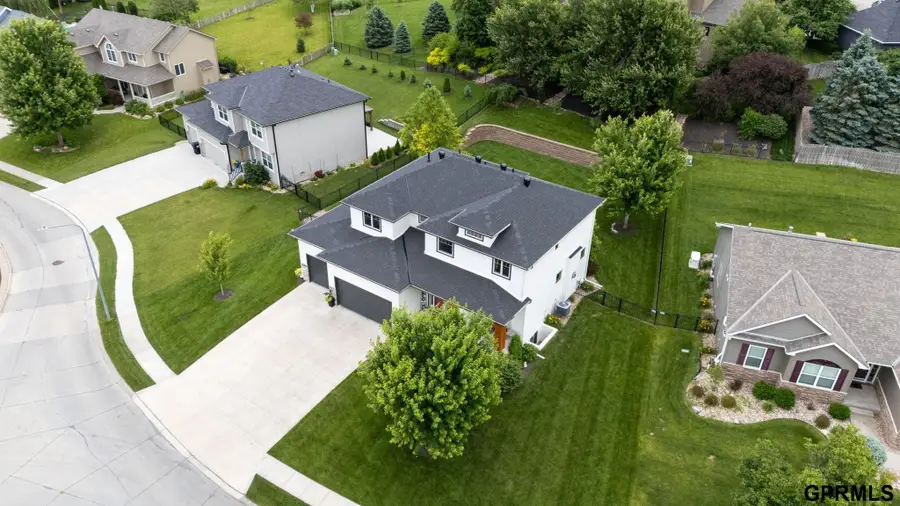 8121 N 163rd Avenue, Bennington, NE 68007 - #2