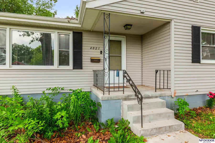 4021 Vernon Avenue, Omaha, NE 68111 - #2