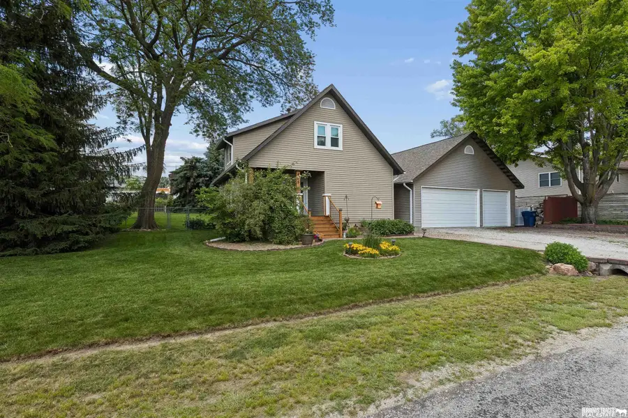 435 B Street, Palmyra, NE 68418 - #2