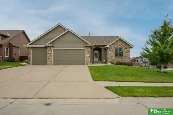 18904 Olive Street, Omaha, NE 68136