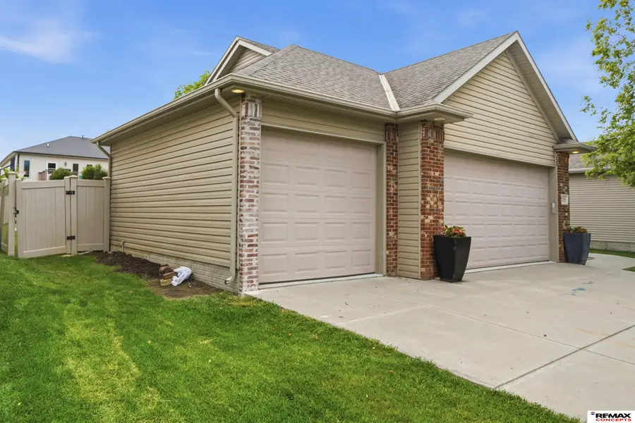 8342 Upton Grey Lane, Lincoln, NE 68516 - #2