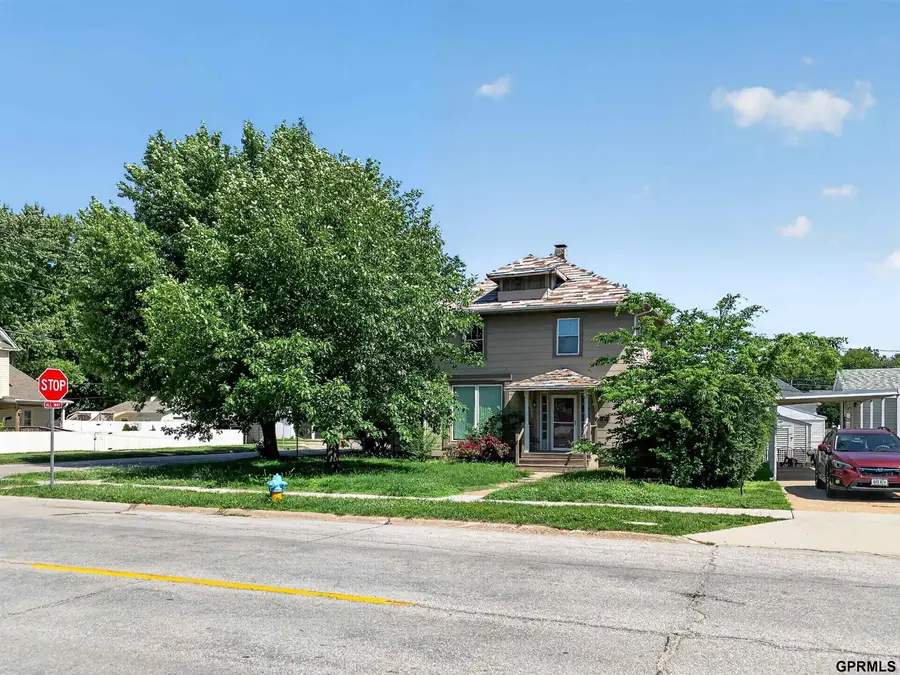 2040 Avenue A, Council Bluffs, IA 51501 - #3