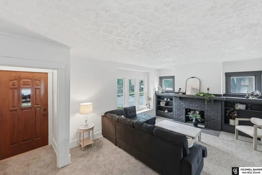 2851 Bauman Avenue, Omaha, NE 68112 - #2