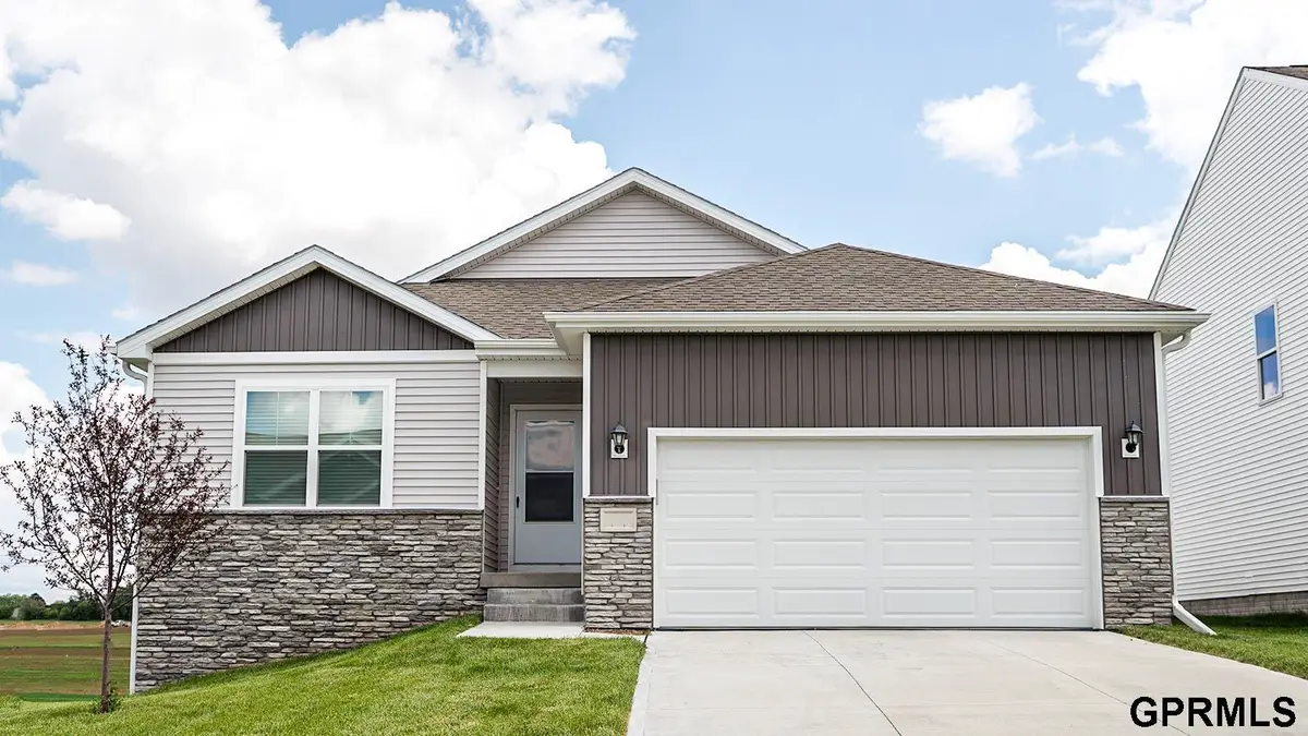 16314 Davidson Street, Bennington, NE 68007 - #1